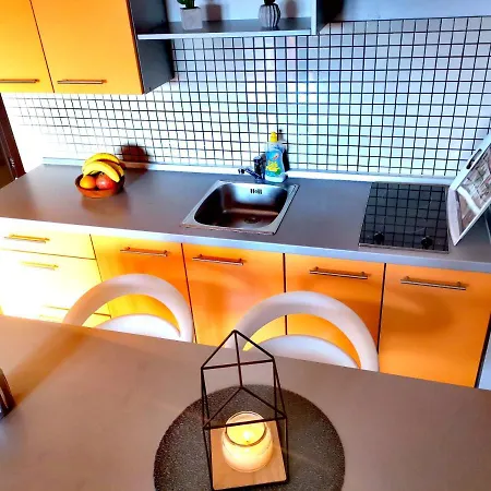 Apartament Tena *