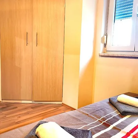 Tena Appartement *
