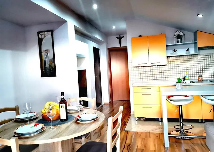 Apartament Tena